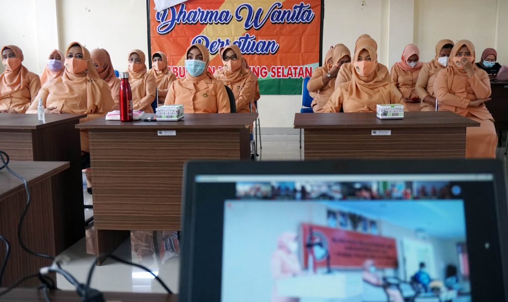 DWP Lampung Selatan Ikuti Seminar Pendidikan Keluarga Secara Virtual