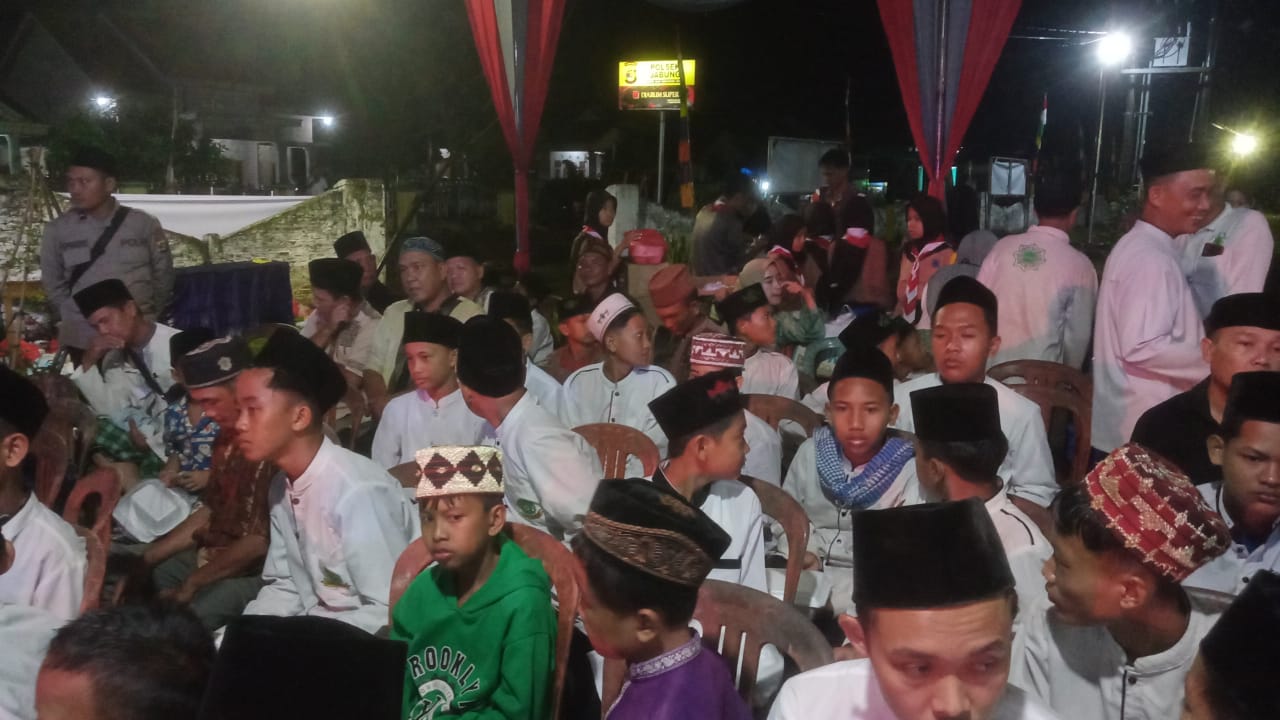 Peringati Hari Santri, Polsek Jabung Menggelar Sholawat Akbar Bersama Masbro Syaum