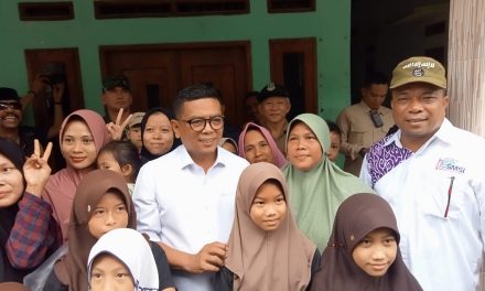 Andrasoni Gubernur Terpilih Hadir di Tengah-tengah Kegiatan Kick off HKNS Di Desa Talaga, Mancak