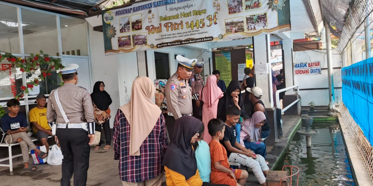 Libur Akhir Tahun, Sat lantas Polres Metro dan Jajaran Lakukan Pengamanan di Tempat Wisata