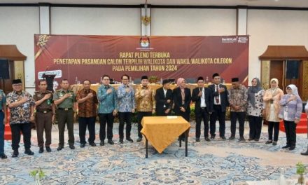 KPU Tetapkan H. Robinsar Dan Fajar Sebagai Walikota 2025-2030