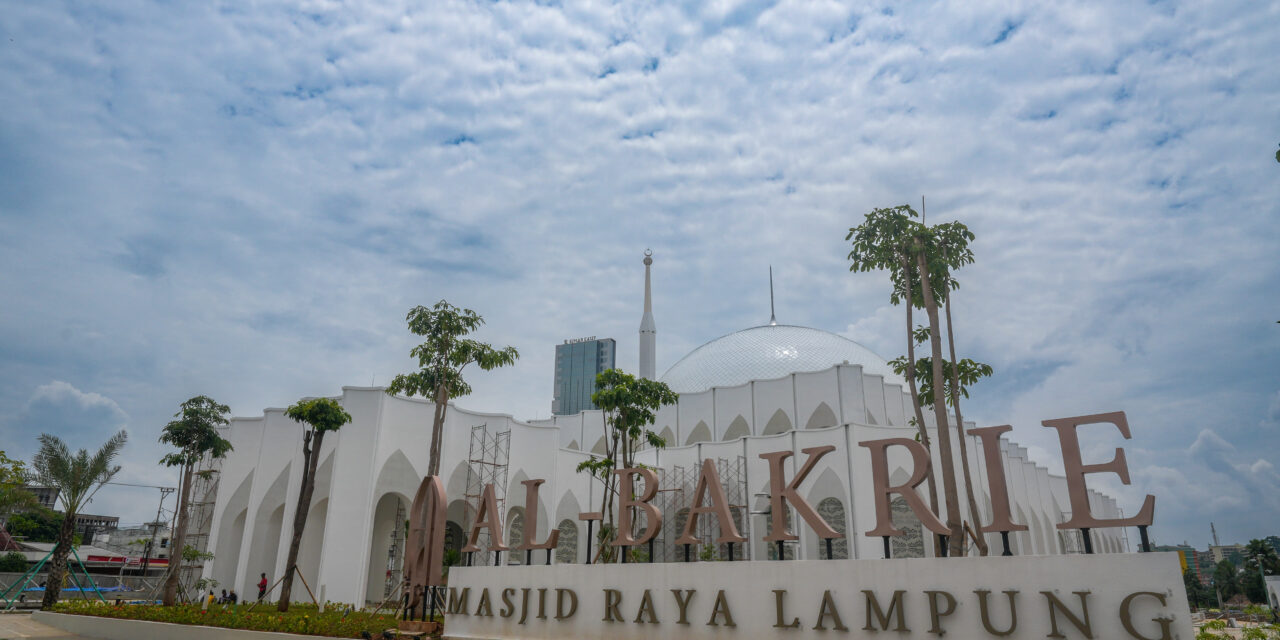 Peresmian Masjid Raya Al-Bakrie Lampung