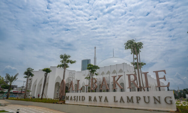 Peresmian Masjid Raya Al-Bakrie Lampung